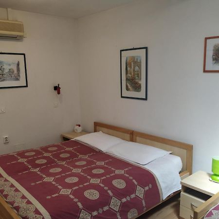 Accomodation Pertout Nova Gorica Zewnętrze zdjęcie