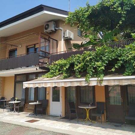 Accomodation Pertout Nova Gorica Zewnętrze zdjęcie