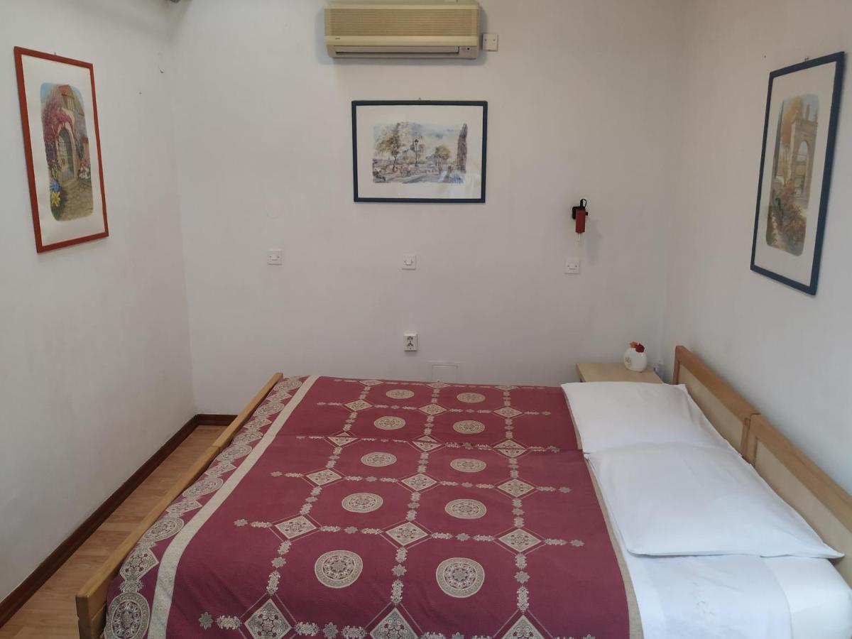 Accomodation Pertout Nova Gorica Zewnętrze zdjęcie