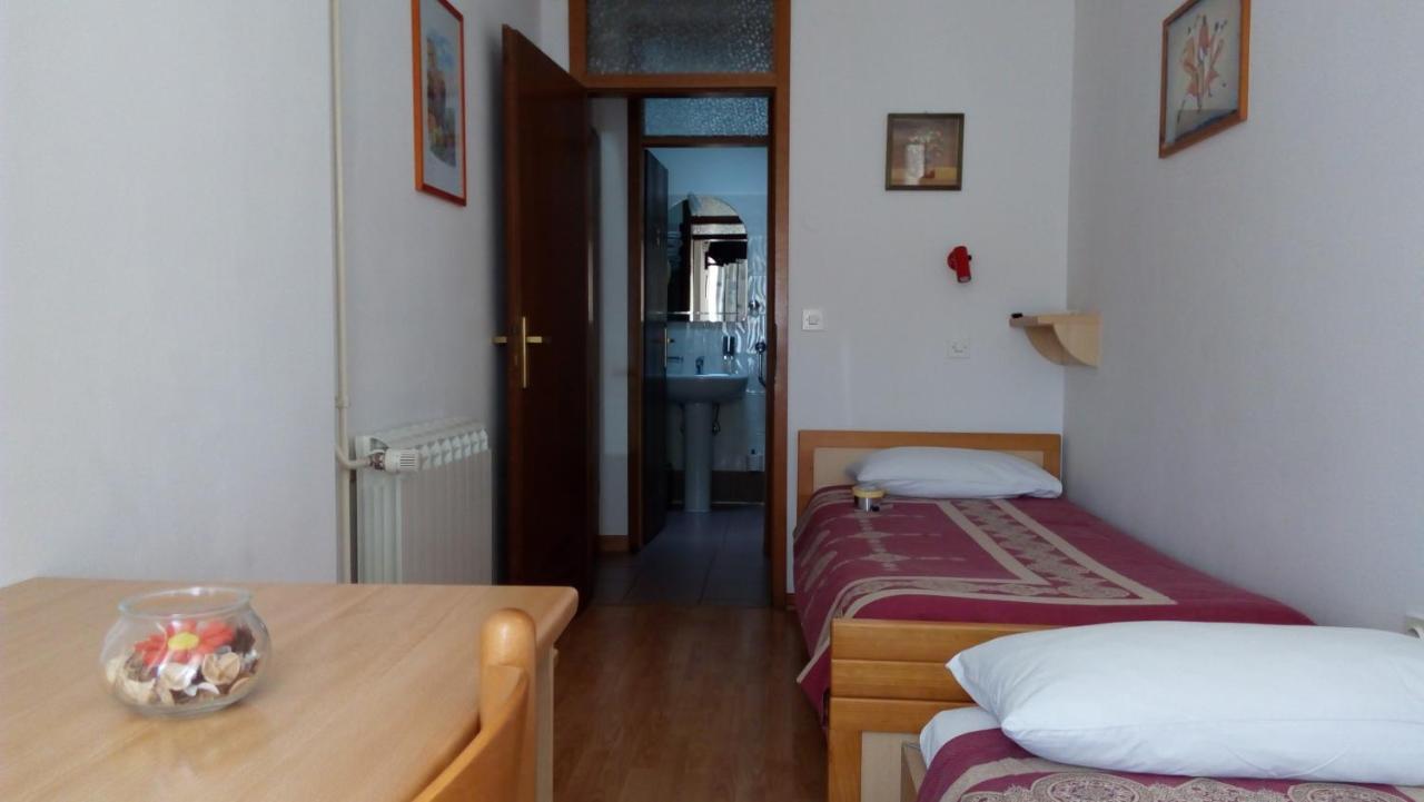 Accomodation Pertout Nova Gorica Zewnętrze zdjęcie