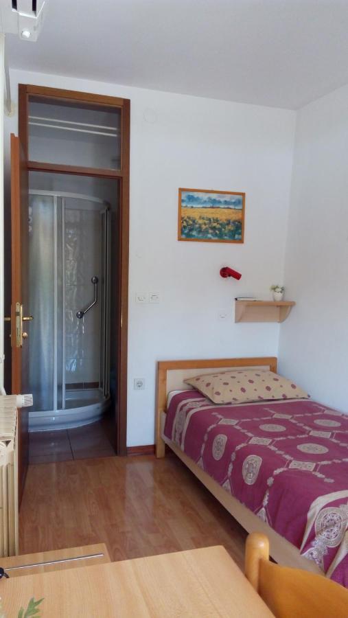 Accomodation Pertout Nova Gorica Zewnętrze zdjęcie